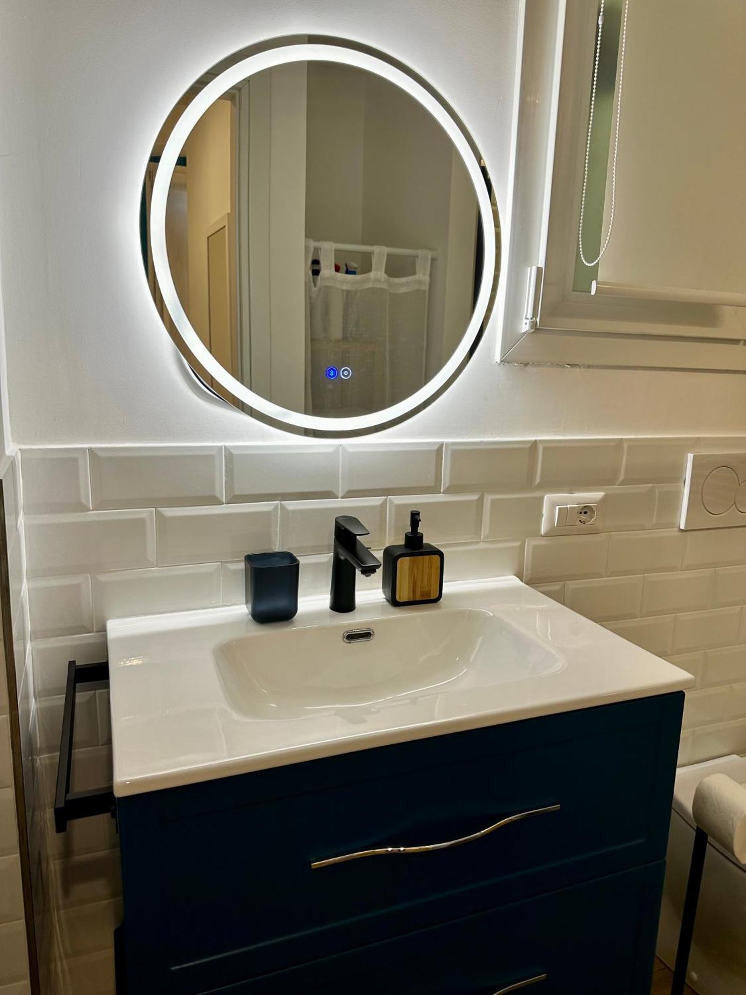 Lr Deluxe Apartments - Porta Venezia - Bilocale Con Giardino Privato Milan Luaran gambar