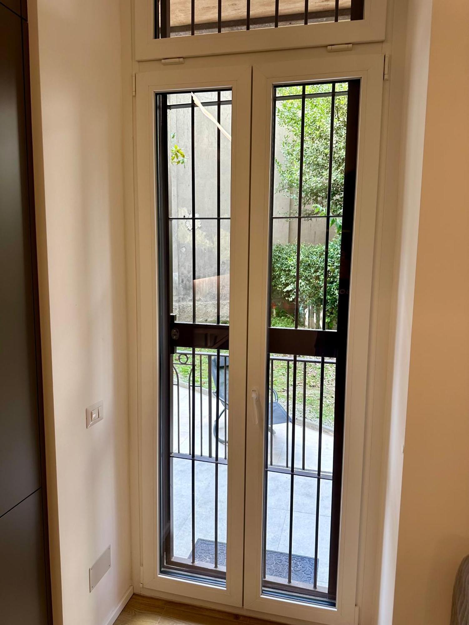 Lr Deluxe Apartments - Porta Venezia - Bilocale Con Giardino Privato Milan Luaran gambar